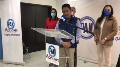 Alcaldesa Monserrat ''Mucho show y pocos resultados'': PAN