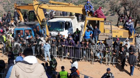 Rescatan sin vida cuerpo de niño que cayó en pozo en Marruecos