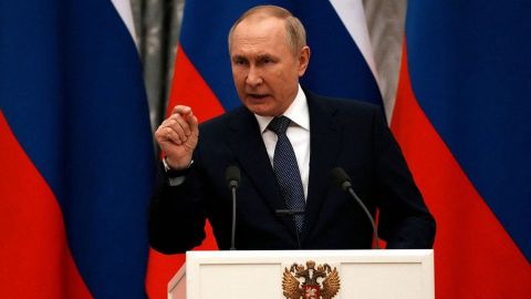 Vladimir Putin amenaza con guerra nuclear si Ucrania se une a la OTAN