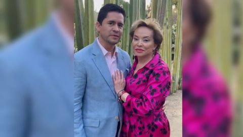 'Soy plenamente feliz'; Elba Esther y su novio se casan en Oaxaca