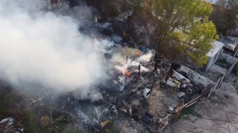 VIDEO: Se incendian casas en la colonia Reforma
