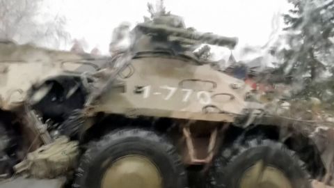 VIDEO: Fuerzas terrestres rusas ingresan a Ucrania