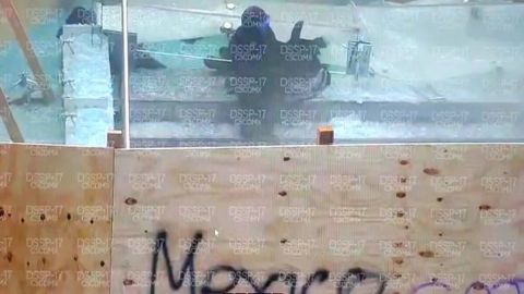 VIDEO: Mujeres resultan heridas tras romper cristal en estación de Metro de CDMX