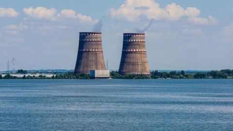 Centrales nucleares de Chernóbil y Zaporiyia son operadas por personal ucraniano