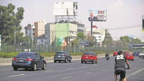 INE descubre propaganda pro AMLO hasta en la CFE