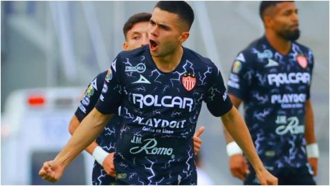 Necaxa le propina a Pumas su tercera derrota al hilo