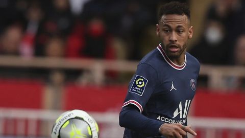 Neymar entrena con PSG al límite de estar borracho, reportan en Francia