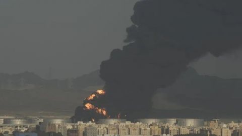 Gran Premio de Arabia Saudita de la F1 sigue en pie tras bombardeo cercano