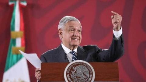 Buscan que 13 de noviembre, natalicio de AMLO, se decrete como día de descanso