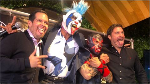 Presentan Triplemanía XXX en Estadio Caliente con Rey Xolo y Psycho Clown