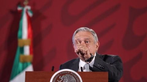 Latinos no deben votar por políticos Estadounidenses que los "maltratan": AMLO