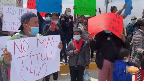 VIDEO: Migrantes protestan en Consulado de EU; “Alto al Título 42”