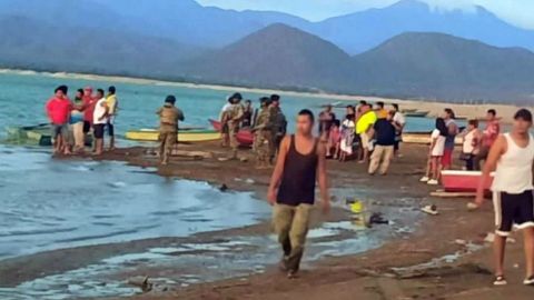 Rescatan cuerpos de cuatro personas ahogadas en presa del Istmo; dos eran niños