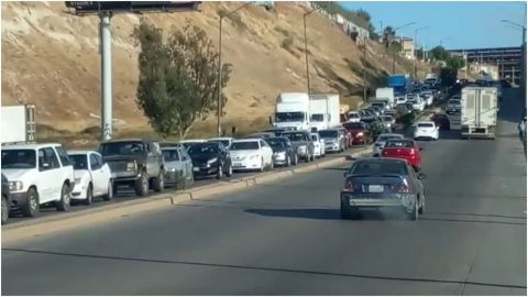 VIDEO: Largas filas sobre el Boulevard Manuel J. Clouthier