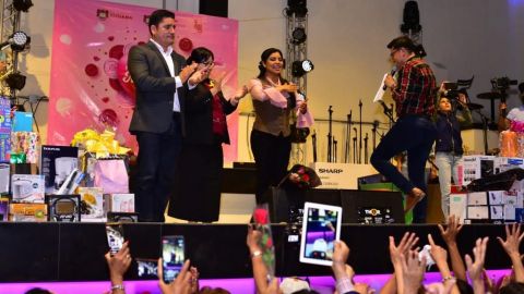 Ayuntamiento celebra el Día de las Madres con cinco mil mujeres tijuanenses