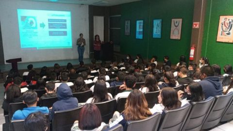 Realizan pláticas sobre violencia en el noviazgo en planteles escolares