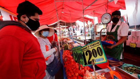 México eliminará aranceles a alimentos en plan para combate a inflación
