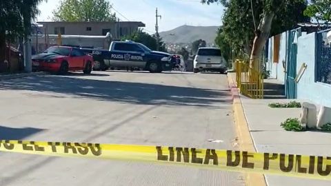 Dejan hombre torturado en cajuela de vehículo estacionado en Valle San Pedro