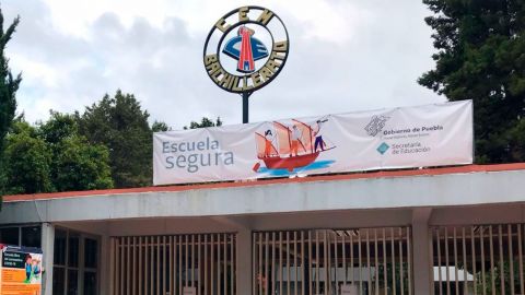 SEP cita a padres de familia por brownies "mágicos" del Centro Escolar Morelos