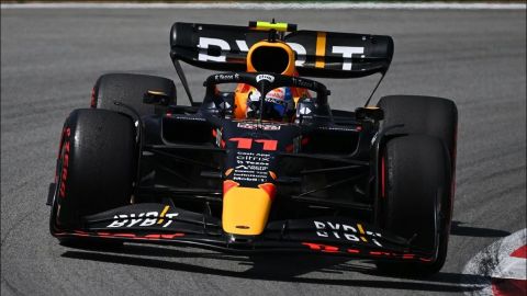 Checo Pérez sube al podio en segundo lugar; Max Verstappen gana el GP de España