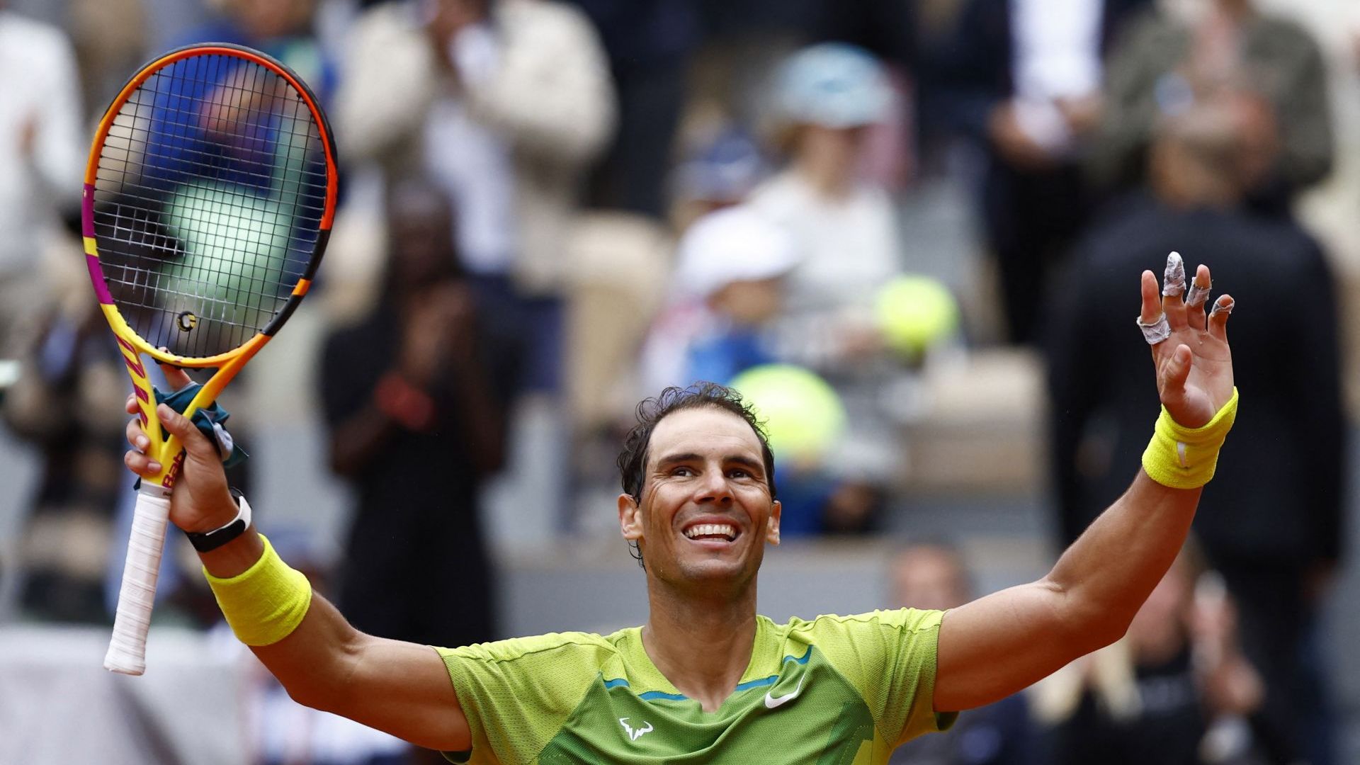 Nadal and Djokovic advance to the second round of the French Open