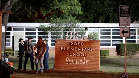 Las víctimas del tiroteo en Texas estaban juntas en un salón de la primaria