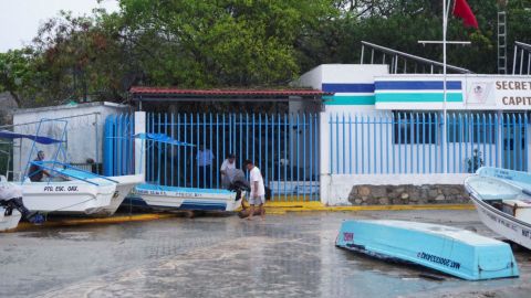 Huracán Agatha se debilita rápidamente tras tocar tierra en el sur de México