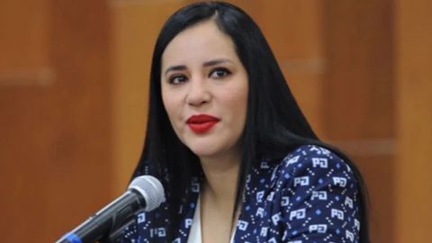 Notifican destitución a Sandra Cuevas; 'a ver si pueden quitarme', dice