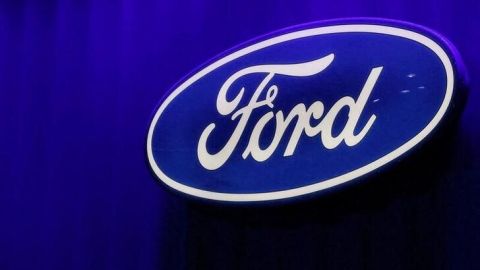 Ford retira 49 mil autos eléctricos en EU por posibles pérdidas de potencia