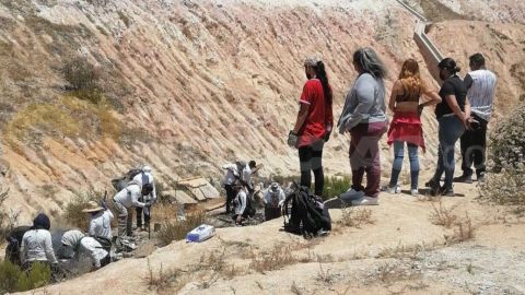 Familiares de desaparecidos localizan fosa clandestina en Tijuana