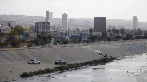 Macabro hallazgo en la canalización del Río Tijuana