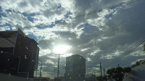 Calor y llovizna para hoy en Tijuana