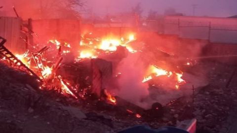 Persona calcinada tras incendio en Tijuana