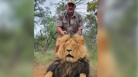 Hallan cuerpo de Riaan Naude, cazador de animales salvajes en Sudáfrica