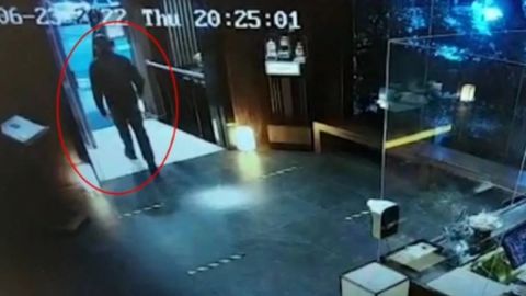 Revelan videos del feminicidio de Yrma Lydya en restaurante Suntory