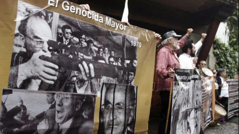 Luis Echeverría murió en calidad de imputado por genocidio: Comité del 68