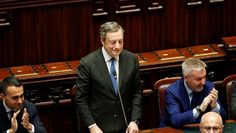 Italia celebrará elecciones anticipadas tras la dimisión del primer ministro
