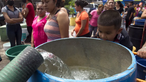 Decreto de AMLO permitirá salir de crisis de abasto de agua: Samuel García