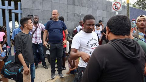 México deporta a 126 venezolanos que ingresaron irregularmente al país