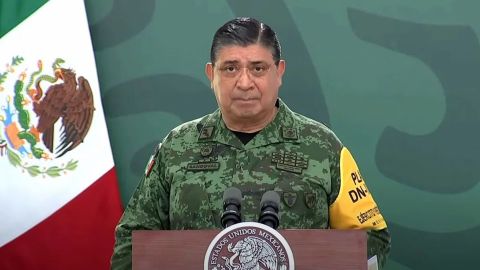 Luis Cresencio Sandoval, General Secretario, positivo a covid19 por tercera vez