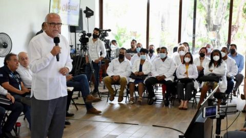 Médicos provenientes de Cuba ya están en labores en Nayarit