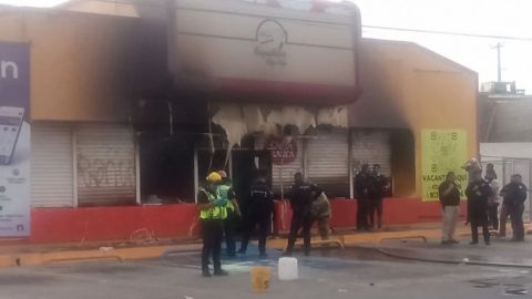 Ahora en Ciudad Juárez: reportan tiendas Oxxo quemadas y ataques armados
