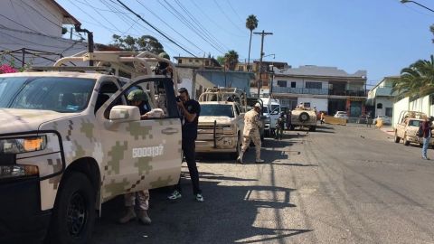 Vitorean y reclaman “mejor seguridad para Tijuana” en gira de AMLO por BC
