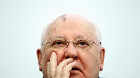 "Señor Gorbachov, derribe este muro"; murió el último líder soviético