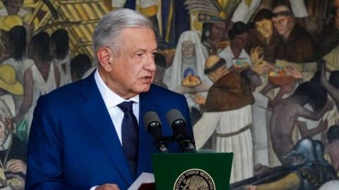 López Obrador promete 55 nuevas universidades para formar doctores y enfermeras