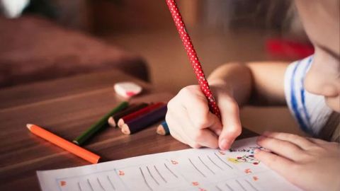 Escuela de Estados Unidos legaliza castigar a sus alumnos con nalgadas