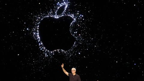 Apple presenta el iPhone 14 con mensajería de emergencia por satélite