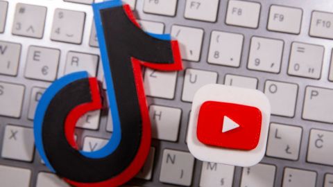YouTube reta a TikTok a dar a creadores de cortos el 45% de ventas en anuncios
