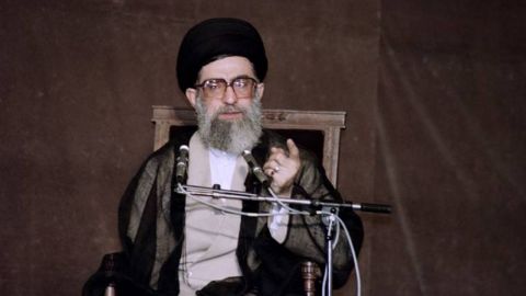 Anonymus hackea página web de Ali Jameneí, líder supremo de Irán