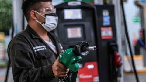 Hacienda aumenta estímulo fiscal de gasolina Magna y lo baja para Premium